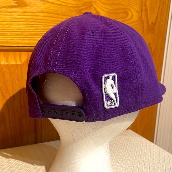 Lakers Snapback Cap - Picture 4 of 6